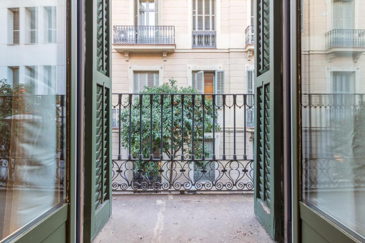 バルセロナKey Paseo De Gracia Gaudi Y Miroアパートメント エクステリア 写真